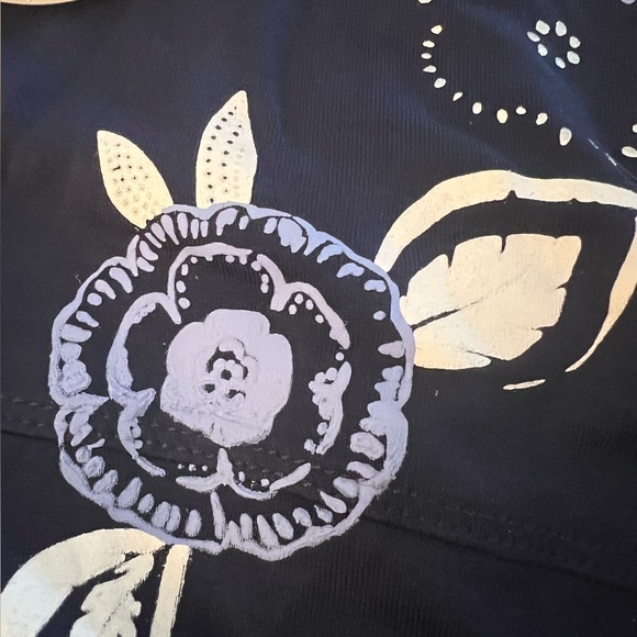 New With Tags, Beautiful Navy Women's Tunic, Size 14, 3/4 Sleeves & V-Neckline - Picture 4 of 17